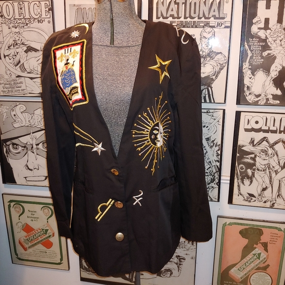 Vintage Jackets & Blazers - Amazing! Vintage 90s Embroidered Vegas Blazer